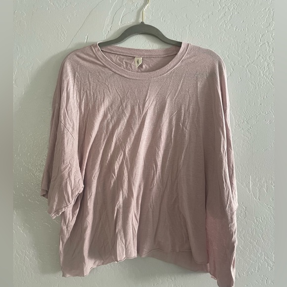 Summer and storm oversized tee. - Picture 2 of 3